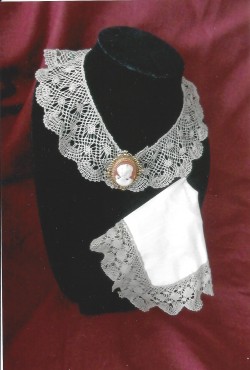 Collar and handkerchief by Rosalie Frazier